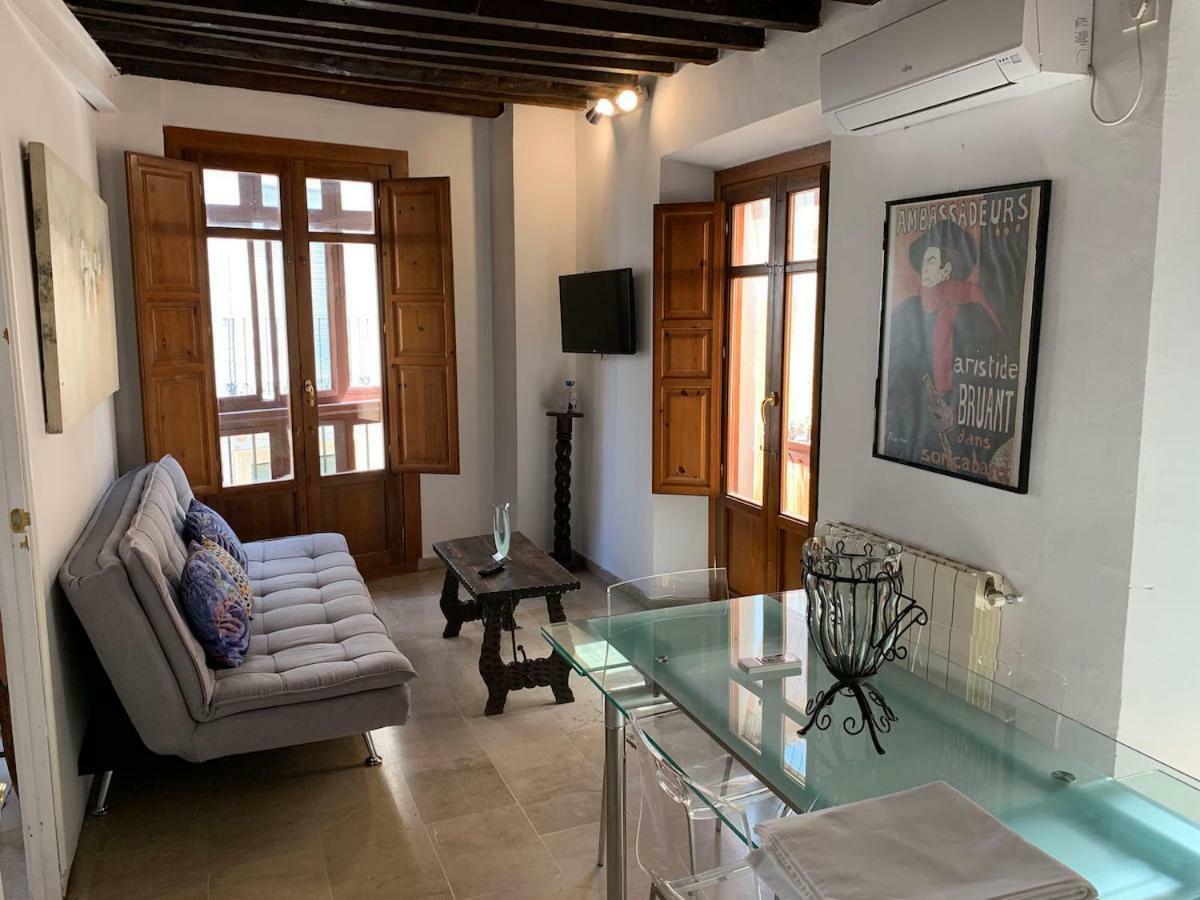 Charming Apartments De Gomerez Granada Dış mekan fotoğraf